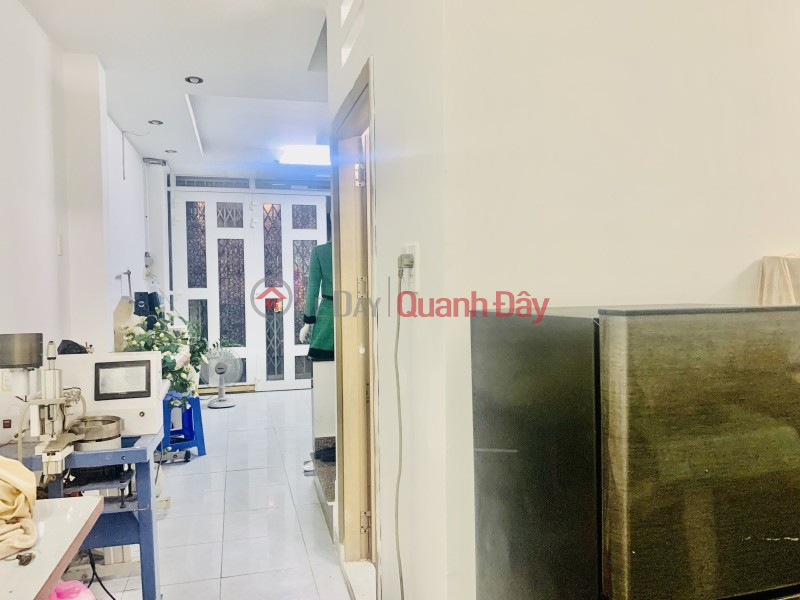 Private house for sale in alley with 650kg capacity (4.2 x 90) 2 bedrooms 2 bathrooms Au Duong Lan Ward 1 District 8 only 4.65 billion Sales Listings