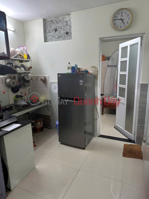 ► House near Ta Hien Hoa Cuong Market, 30m car parking, 42m2, clean hard mezzanine, 2.x billion _0