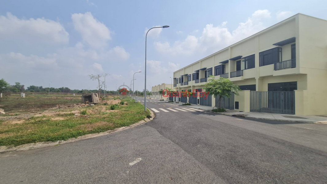 Property Search Vietnam | OneDay | Residential Sales Listings Townhouse with ready title deed, adjacent to international hospital, priced at only 2.1 billion VND.