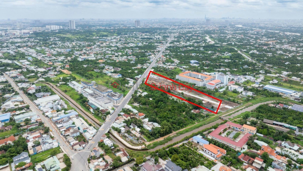 Property Search Vietnam | OneDay | Residential Sales Listings | THE EMERALD GARDEN VIEW 1-bedroom apartment, priced at 1.x billion VND, with pool view, in Binh Duong - limited availability.