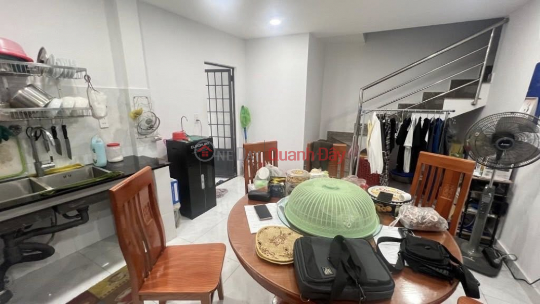 2-storey house on Bui Quang La, near market, near school, golden location Sales Listings