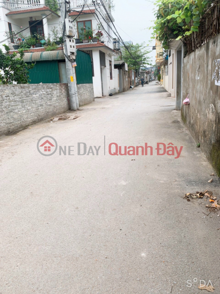 Property Search Vietnam | OneDay | Nhà ở Niêm yết bán 56.3m2 tại Chúc Lý Chúc Sơn
-Gần chợ
-Gần bệnh viện
-Gần đường máng bảy
-Cách đường 6 khoảng 500m
- Ngõ