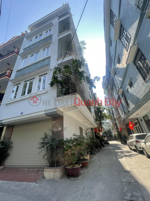 OWNER'S PRIVATE HOUSE FOR SALE IN KHUONG TRUNG - 50M CORNER LOT - DIVIDED - CARS CAN AVOID CHEAPEST PRICE IN THE MARKET _0