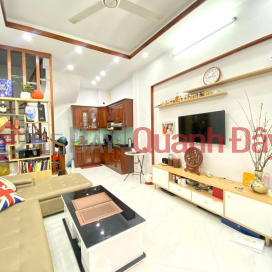 Selling Truong Dinh townhouse, 31m x 5 floors, Ngon Bo Ra, only 3 billion 300 _0