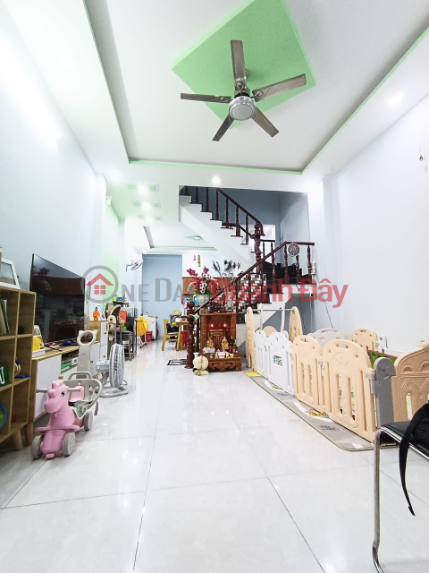 Urgent sale of house in District 12, car alley, area 64m2, just over 3 billion VND _0