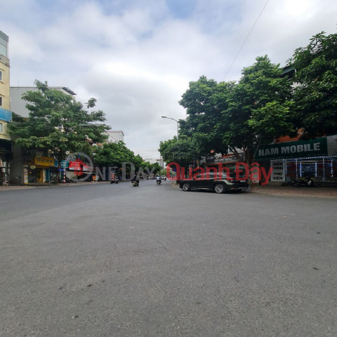 Corner lot 42m2 Da Ton, Gia Lam. Cars avoid, pass. 4 billion x primary school. Contact 0989894845 _0