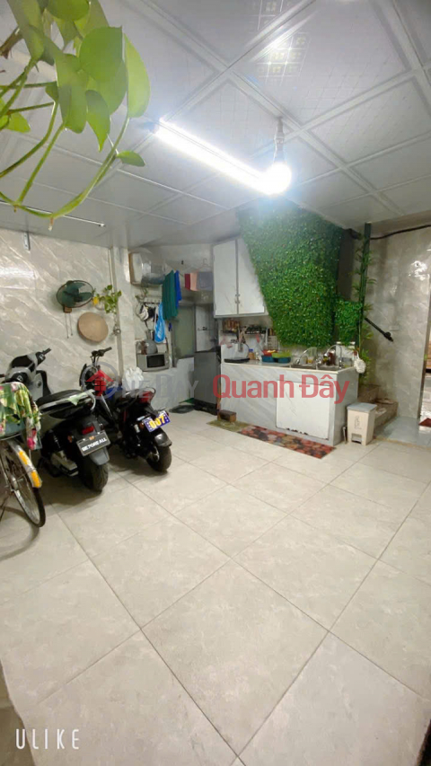 OWNER'S HOUSE - PREFERENTIAL PRICE Owner Sells House At Alley 338 Bach Dang, House Number 20 - Hanoi _0