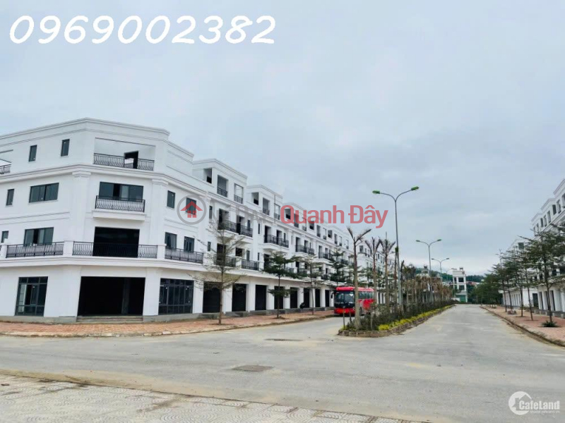 Bán Shophouse KĐT Mới Xuân Hòa, Phúc Yên, Vĩnh Phúc, DT 120m2 xây 4 tầng, giá 5,4 tỷ | Việt Nam, Bán đ 5,4 tỷ