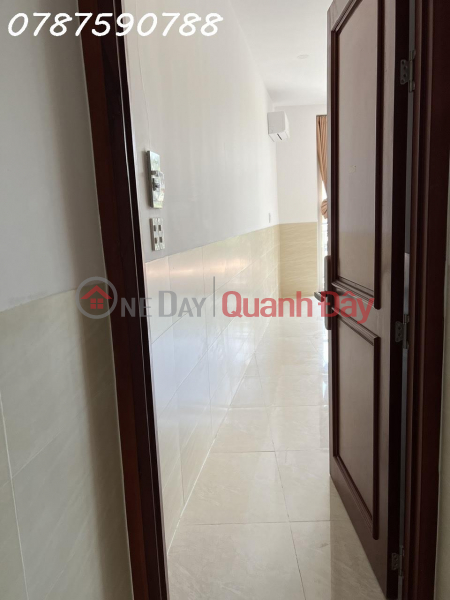 Property Search Vietnam | OneDay | Residential | Rental Listings Room for rent with a beautiful view and balcony at Ton That Thuyet Street, District 4, Ho Chi Minh City, area 30m2, price 5.2 million VND\\/month.