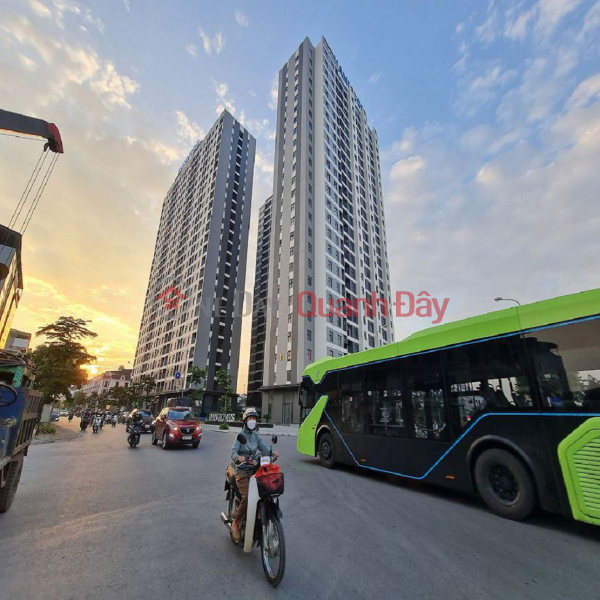 Thanh Trung Quarter has a 54.6m2 plot of land for sale URGENTLY. Trau Quy, Gia Lam. Contact 0989894845, Vietnam Sales, đ 9.6 Billion