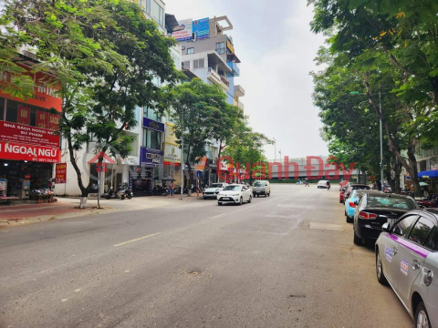 Too cheap! House on Tran Quoc Hoan Cau Giay Street 65m x 6t priced at 21 billion VND _0