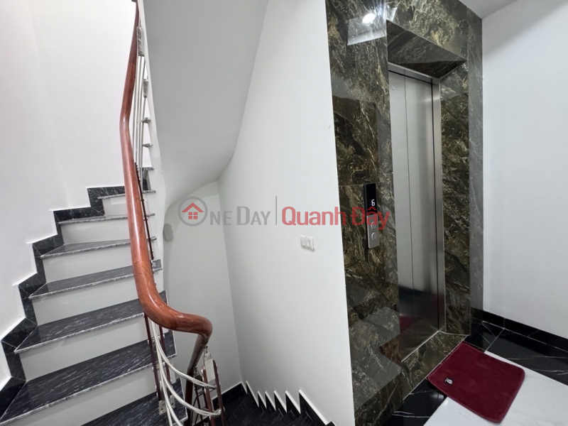 đ 12.95 Billion, XUAN THUY 35M x6 FLOORS ELEVATOR 12,950 BILLION BEAUTIFUL HOUSE FULLY FURNISHED, ALLEY FRONT, 20M TO STREET