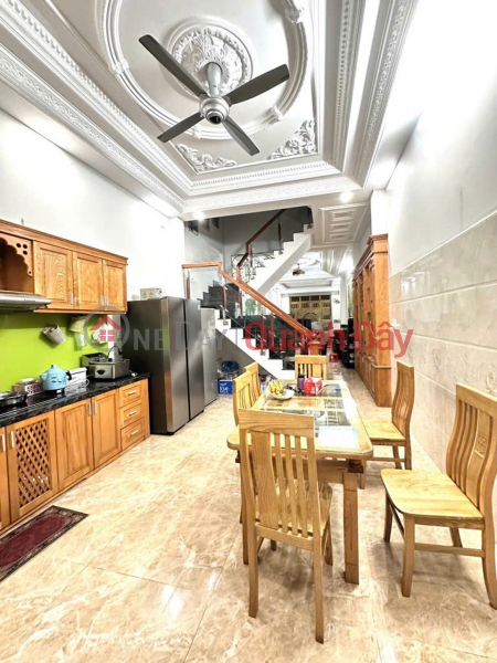 D1973 ️ House with street frontage on Tran Thi He Street, District 12, Ho Chi Minh City. Square plot, 5 floors, 4x20m, 8.x billion VND (x is small). | Vietnam Sales | đ 8.2 Billion