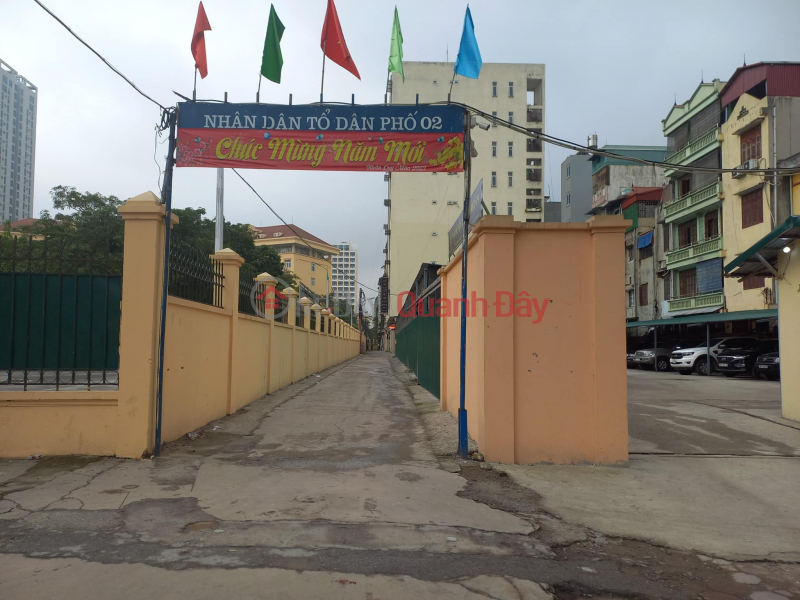 Property Search Vietnam | OneDay | Residential Sales Listings | Selling Hoang Quoc Viet Townhouse in Cau Giay District. 195m Frontage 7.3m Approximately 23 Billion. Commitment to Real Photos Accurate Description.