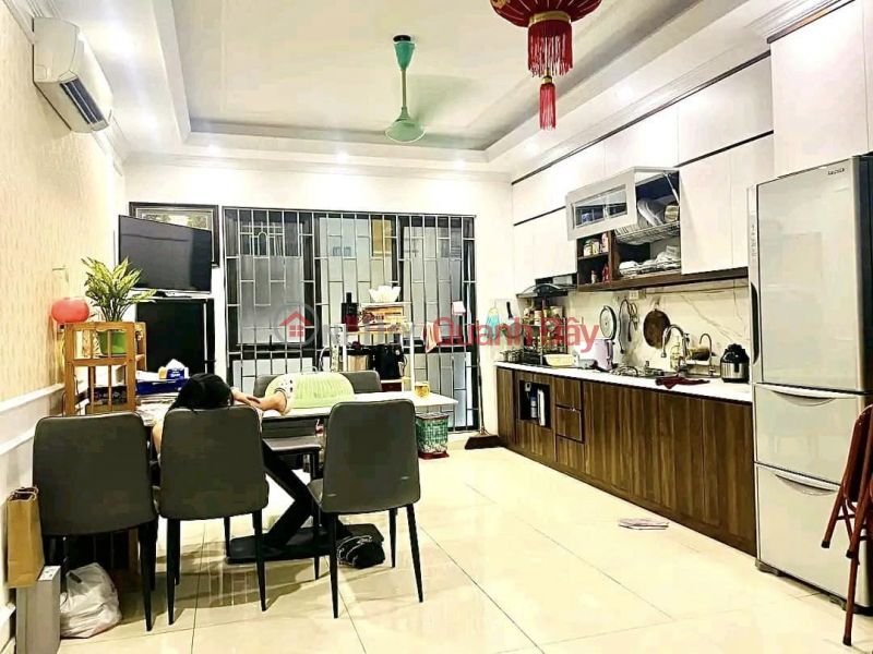 Property Search Vietnam | OneDay | Residential Sales Listings Nice house for sale in Cau Giay 40m2 x 5T, Thong alley, near car, Thong floor, kd is 4 billion.