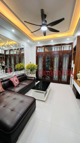 NHUE ANCIENT HOUSE – 36M2 x 5 FLOORS – CORNER LOT – 70M FROM PHAM VAN DONG - 7.5 BILLION Sales Listings