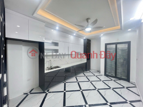 STUNNING 6-STORY HOUSE IN DAI HUNG - GARAGE - ELEVATOR - TOP-NOTCH AMENITIES - EXTREMELY COMFORTABLE LIVING _0