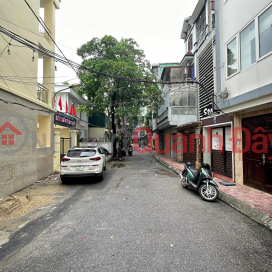 Quan Nhan house for sale 45m2 with 5 floors of cars to avoid business for 6.2 billion VND _0