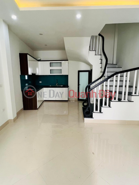 House for sale 42m2 An Duong street, Tay Ho Dan built 3 rooms Cars 10m 3.1 Billion VND Sales Listings