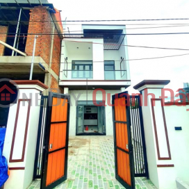 Brand New, Stunning 2-Story House<br \/> Wide 8m Car Accessible Road _0