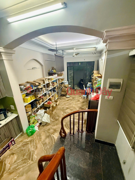 HOUSE FOR SALE IN MY DINH - THROUGH ALLEY - WIDE ALLEY FRONTAGE - 65M2 - 3 FLOORS - BUSY BUSINESS - 15.9 BILLION VND contact 0817606560 Sales Listings