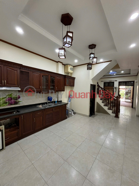 Cho thuê nhà ngõ 54 Ngọc Hồi 60m2 x 3,5 tầng-4PN 3Wc, Giá 12 triệu Việt Nam | Cho thuê | đ 12 triệu/ tháng