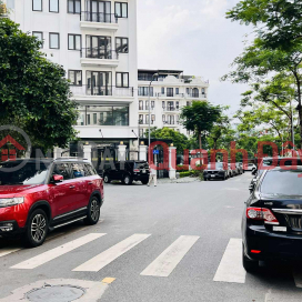 Adjacent to Lam Ha - Tam Anh hospital, 114m x 6 floors, 20m frontage, sidewalk, car parking, business day and night _0