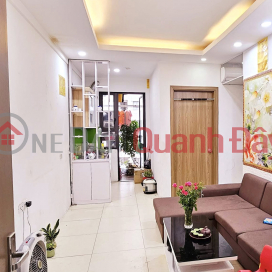 Bán nhà H2 Hoàng Quốc Việt Sát Phố Ở Ấm Áp Nội Thất Đẹp 21m2 5 tầng 3.5 tỷ _0