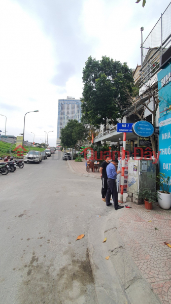 Property Search Vietnam | OneDay | Residential Sales Listings | BEAUTIFUL HOUSE ON NGOC LAM STREET - CORNER LOT, CAR PARKING, 40M FROM STREET FACE, 4 CLOSED BEDROOM, MIPEC NEIGHBORS