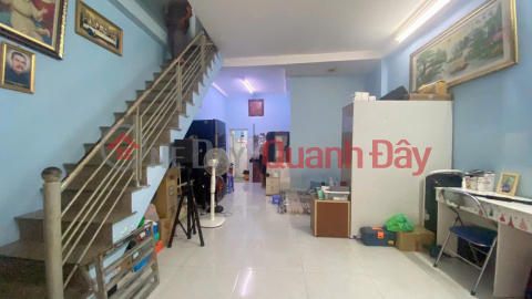 Right at Tran Cao Van Secondary School, Alley 2m, Area 4.7 x 9.3m, 2 Floors, S.HR _0