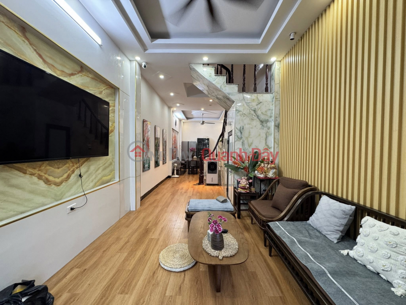 (Chính chủ) bán căn nhà phố Hoa Lư đã xây 4 tầng, 30m2, mặt tiền 4.2m, lô góc, chỉ 10.4 tỉ Niêm yết bán