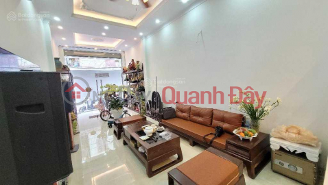 House for sale in Kim Giang, area 48m2 x 5 floors, shallow alley, car parking nearby, extremely beautiful, airy, ready to move in, price 7.86 billion _0