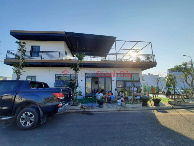 Nguyen Can house for rent - NAM HOA XUAN - Corner lot with 2 wide frontage, Coffee shop available Rental Listings
