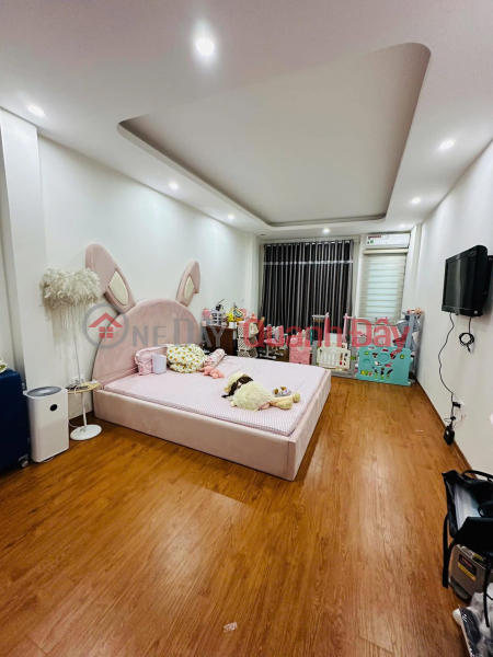 Property Search Vietnam | OneDay | Residential, Sales Listings Super rare! House for sale on Tran Hung Dao, 65m2, 5 floors, 4.5m frontage, 26.8 billion, car access