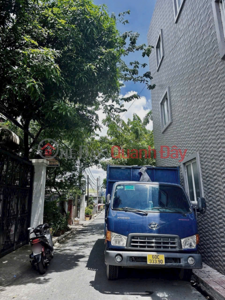 đ 2.99 Billion | Beautiful house for sale, cheap price, car-friendly road, near Tan Phong market, only 2 billion 990