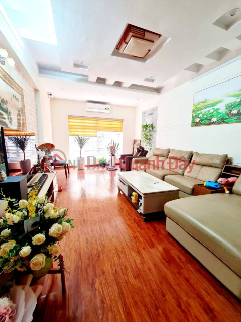 House for sale on Ly Thuong Kiet street, 35m2, 7 floors, 4.4m frontage, 37.8 billion, 2-way car, top business _0