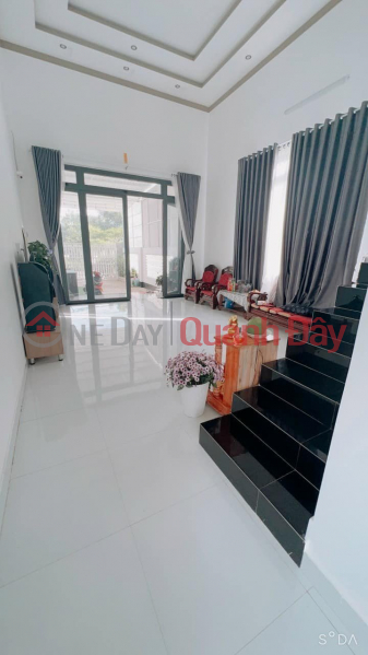 Own a Beautiful House Right Now in Prime Location In Phu Hoi Commune, Duc Trong District, Lam Dong, Vietnam, Sales | đ 4.5 Billion