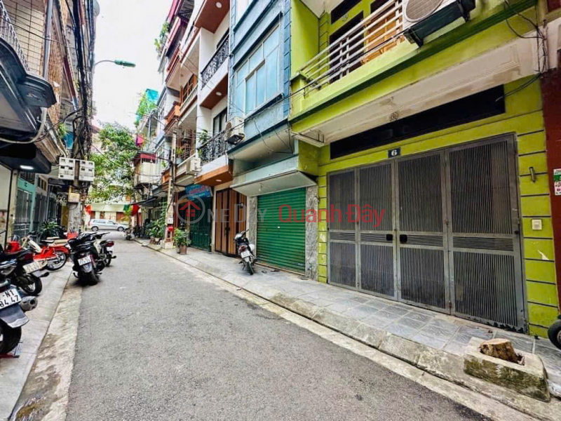 Property Search Vietnam | OneDay | Residential Sales Listings | RARE HOUSE 8.1 BILLION - TAM TRINH beautiful subdivision, sidewalk for cars to avoid - AREA 30\\/35 - 4 FLOORS - FRONTAGE 3.5m