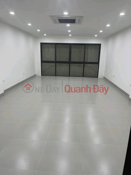 đ 30 triệu/ tháng, Cho thuê văn phòng tại Louis City Hoàng Mai 75m x 5 tầng mt 6m full nội thất