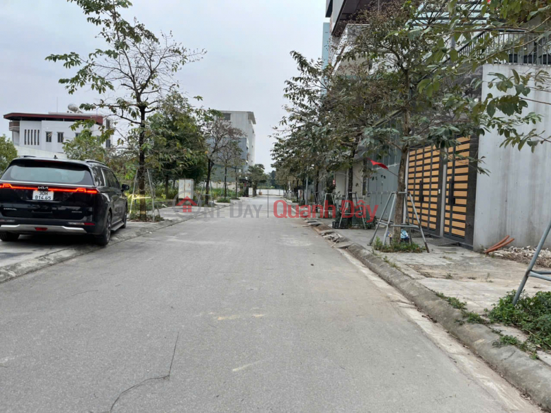 LAND FOR SALE ADJACENT TO NGUYEN KHE URBAN AREA - PHUC THINH CENTER - 114M2 EXTREMELY CHEAP Sales Listings