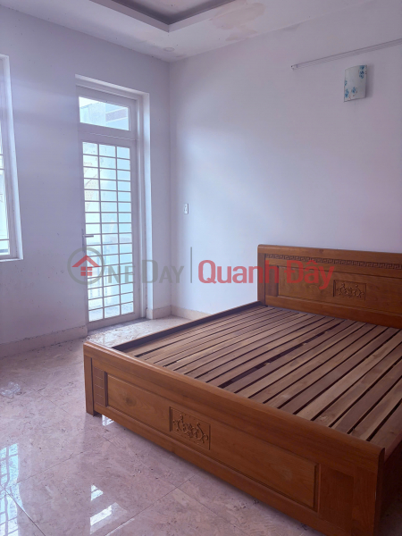 đ 4.4 Billion 3-story house for sale, 60m2 (6x10m),4 bedrooms, Ha Huy Giap Street, TX52, District 12, accessible by car, only 4.4 billion VND.