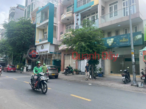 ️️ Business Front House on Dao Duy Tu Street, District 10 - 5 floors _0