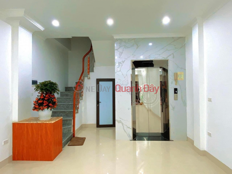 Property Search Vietnam | OneDay | Residential Sales Listings, Elevator, Hoang Quoc Viet subdivision, Cau Giay 55M2, 6T, Garage, Avoid cars, 13.4 billion
