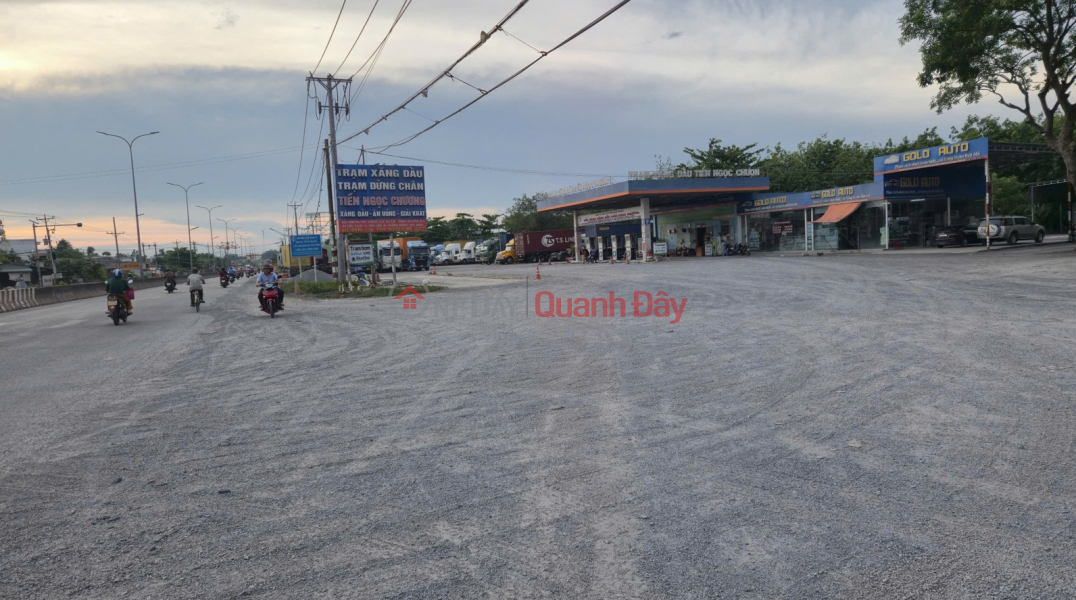 Property Search Vietnam | OneDay | Residential Sales Listings, Owner selling 10,000m2 of land with frontage on National Highway 22 (Trans-Asian Highway) - Trang Bang, Tay Ninh - A rare large land plot.