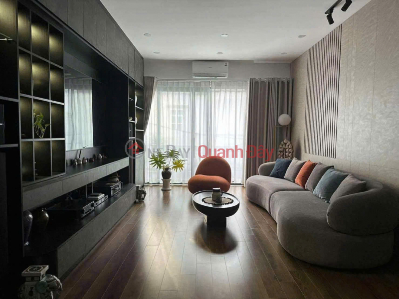 , Please Select | Residential | Sales Listings, đ 9.3 Billion