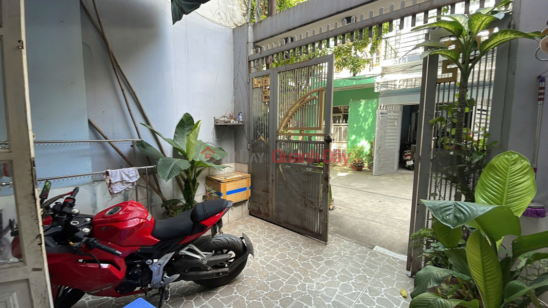 3-storey house in Ho Chi Minh City. 1 alley away from Tan Ky Tan Quy. Area 52.7m2 price 6.3 billion O79-53.53.53Khong | Vietnam | Sales đ 6.2 Billion