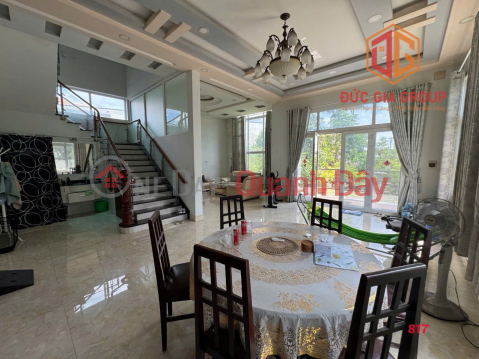 Bán căn biệt thự sân vườn gần 1000m2, gần cầu Hoá An, đường nhựa 6m, giá tốt _0