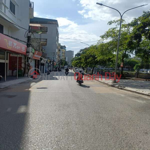 Phú Diễn hơn 60m2xMT 6m oto vào nhà giá 15.8 tỷ _0