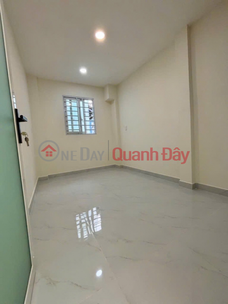 đ 3.4 Billion, Beautiful house 1 axis 2 floors 27m2 – Pham Ngu Lao District