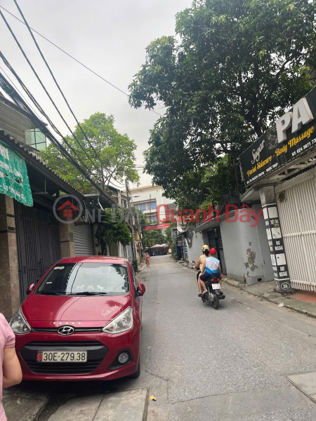 CARS AVOID - BUSINESS - LARGE CORNER LOT IN NGOC THUY LONG BIEN GREAT POTENTIAL Sales Listings
